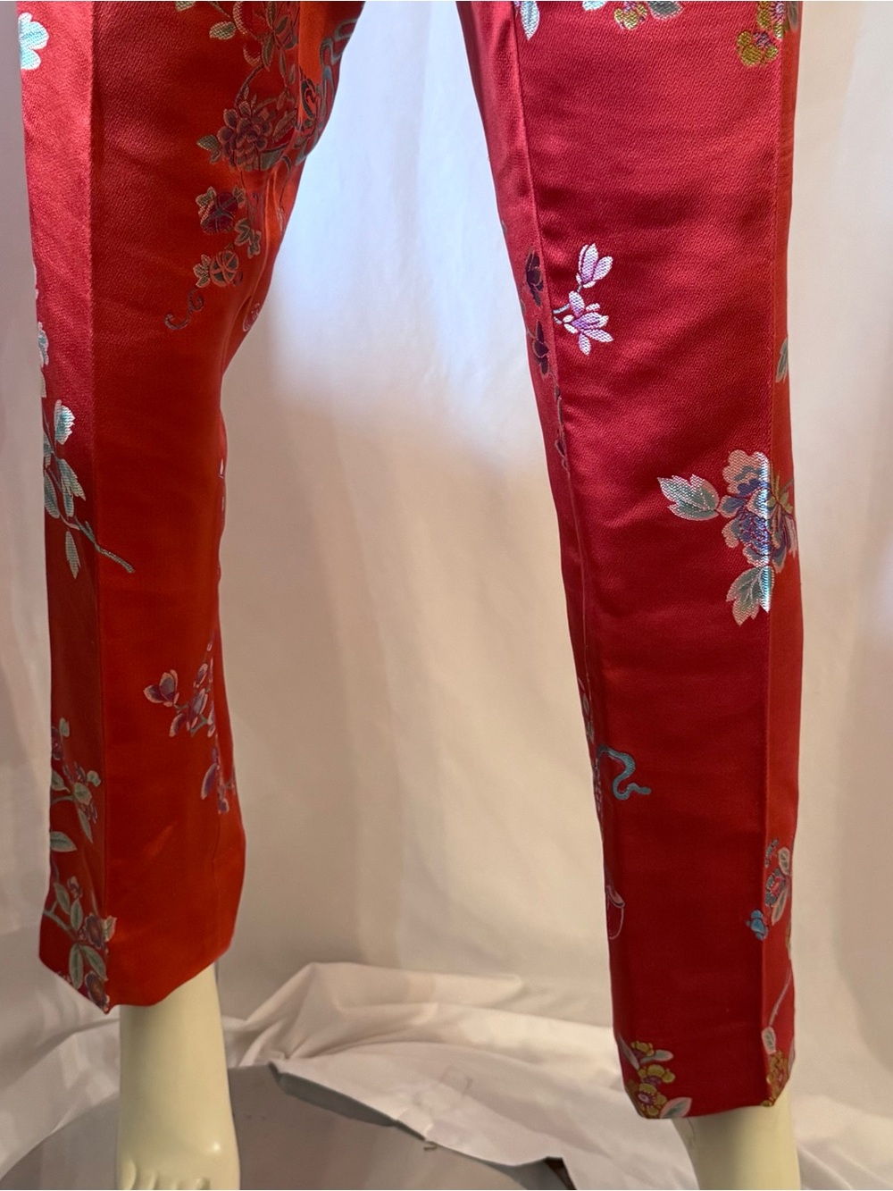 Ralph Lauren Sport: Red Floral Brocade Pants. Size 8-10 - Picture 5 of 16